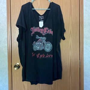 NWT Torrid Motley Crue Vinyl Icons Tee - 26 / 4